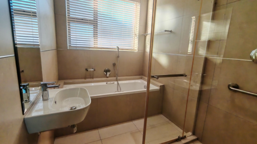 3 Bedroom Property for Sale in Monte Christo Western Cape